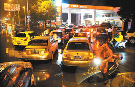 Fuel price hike generates concern among motorists